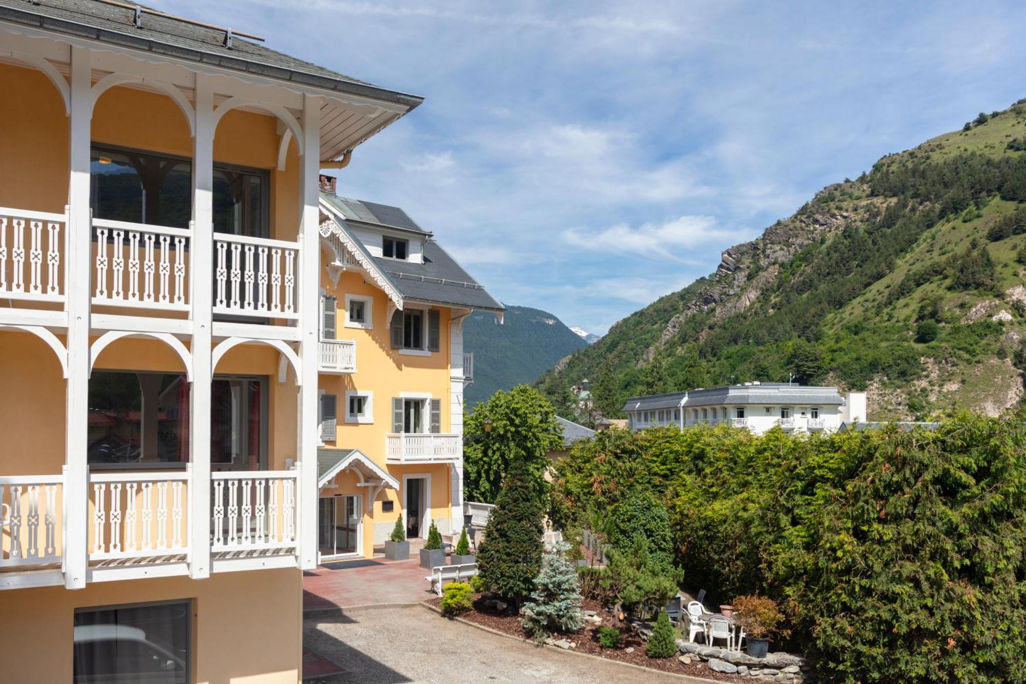 Hotel Le Belvedere بريد-لي-بان المظهر الخارجي الصورة